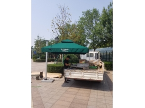 希爾頓酒店用側(cè)立傘